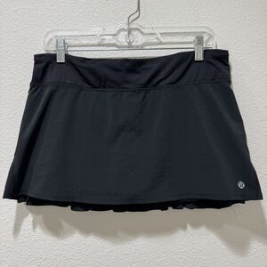 Lululemon Tennis Golf Skirt Skort Women’s 8 Black Pleated Ruffle Pace Rival